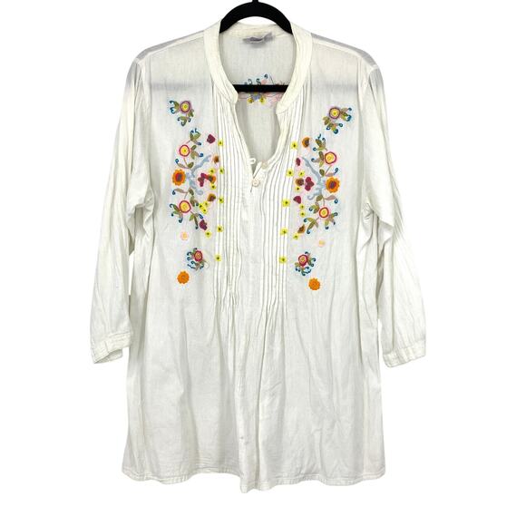 Embroidered Designs Tops - Vintage Embroidered Designs Blouse Womens Sz M Whit Multicolor Floral Embroidery